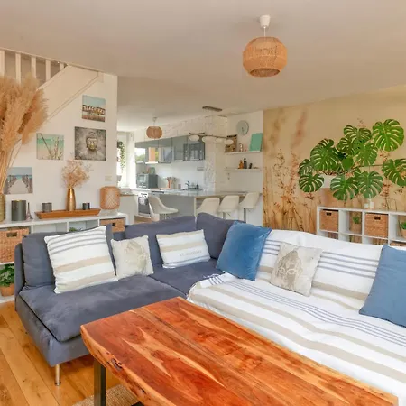 Casa de Férias Maison De Charme, Au Calme Pornichet